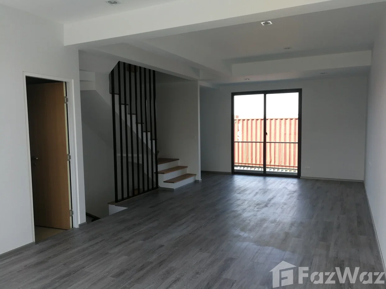 รูป Luxury town home at Lasalle Bangna (Sukhumvit 105) 1716834 - รูปที่ 7/9