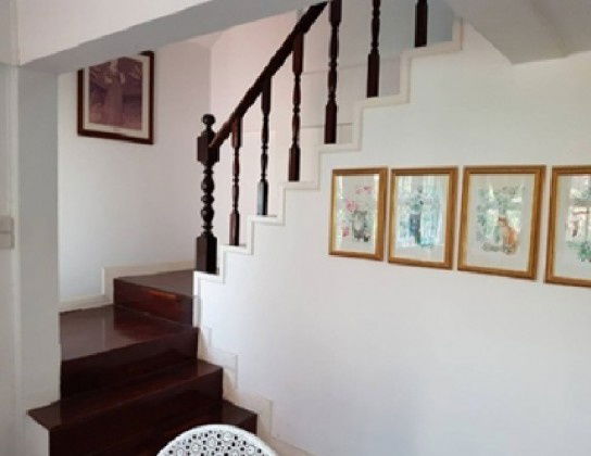 รูป ให้เช่าบ้านเดี่ยว 2 ชั้น หมู่บ้านสัมมากร รามคำแหง 112  ตกแต่ง Style วินเทจ แอร์ 4 เครื่อง เฟอร์นิเจอร์ครบ อยู่อาศัยเท่านั้น เลี้ยงสัตว์ตัวเล็กได้ - รูปที่ 3/15