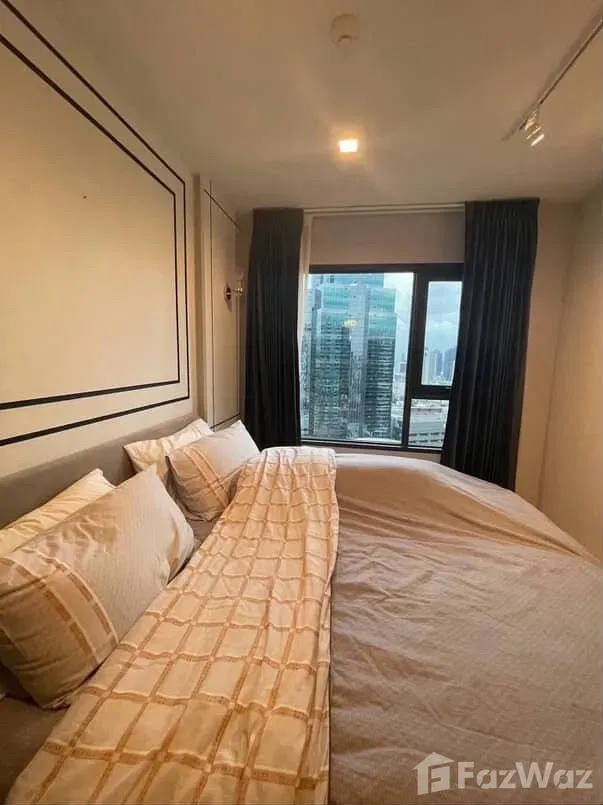 picture Modern 1-Bedroom Condo at Life One Wireless 5767871 - 3/8