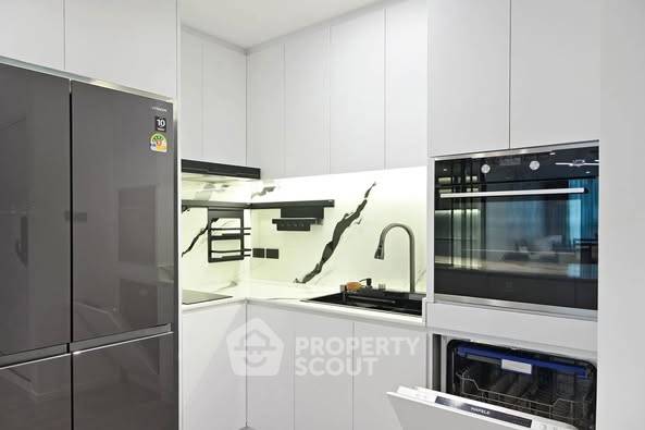 picture 2-BR Condo at Sukhumvit Living Town near MRT Phetchaburi (ID 2355831) - 2/6