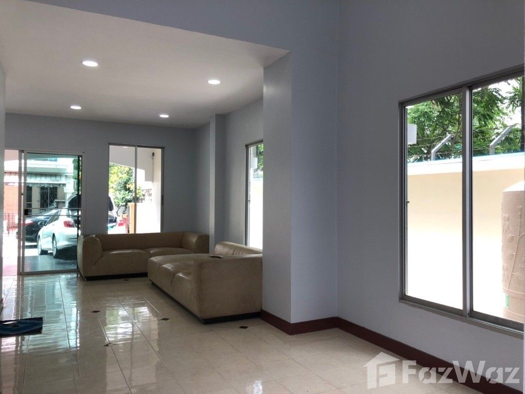 picture 3 Bedroom Townhouse for rent at Baan Klang Muang The Paris Rama 9 - Ramkamhaeng 168307 - 3/11