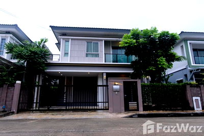 Townhouses for rent พัฒนาการ 44 : 2 Bedroom Townhouse for rent at The Plant Estique Pattanakarn 38 1735860