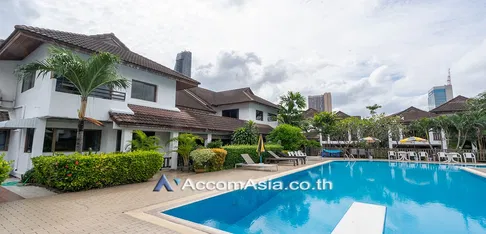 🔼🔽 AccomA 📩  4 BR House @Kid Friendly House Compound (AA26528)