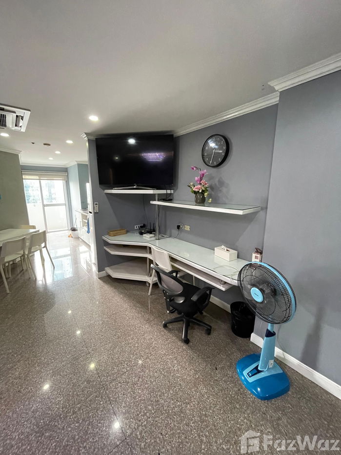 picture 2 Bedrooms, 2 Bathrooms 1901670 - 2/12