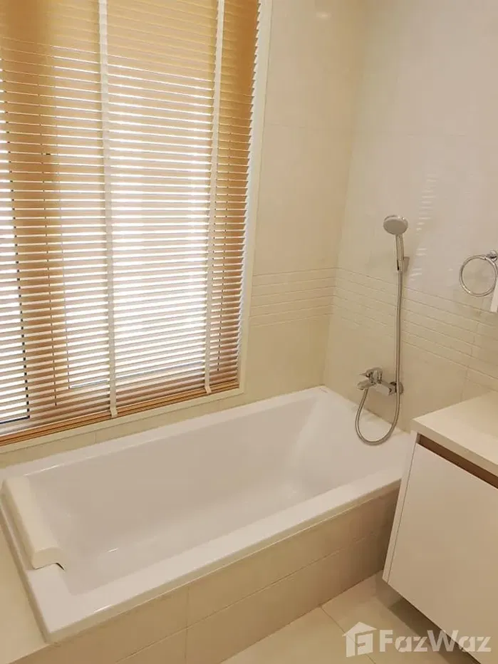 รูป คอนโดให้เช่า 2 ห้องนอน ในโครงการ คิว หลังสวน 5341624 - รูปที่ 4/9