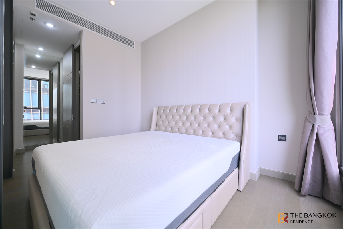 picture Big discount, full deal THE ESSE at SINGHA COMPLEX near MRT Phetchaburi Station - 8/10