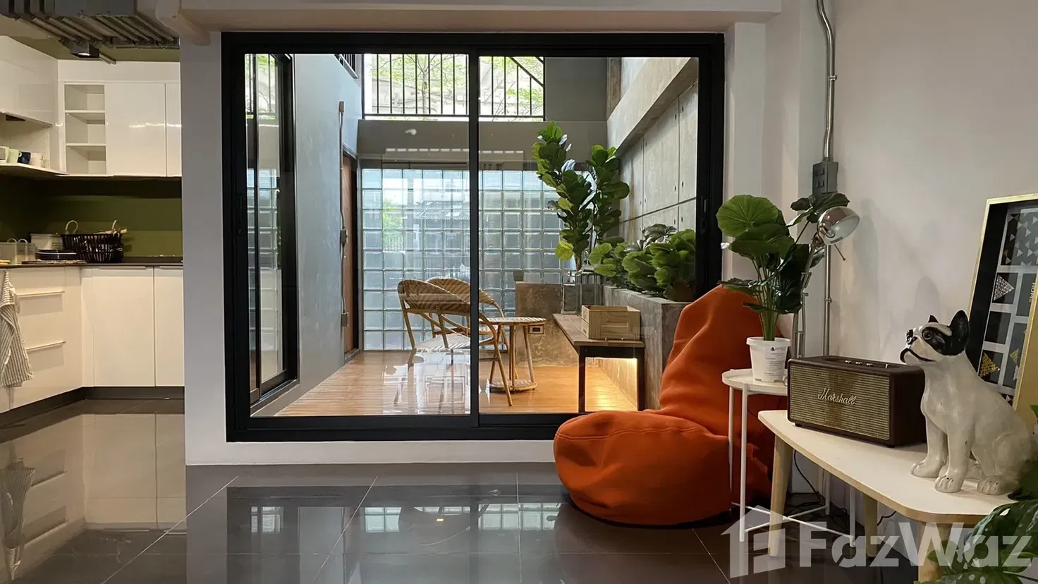 picture 5 Bedroom Townhouse for rent in Khlong Tan Nuea, Bangkok  1037782 - 8/22