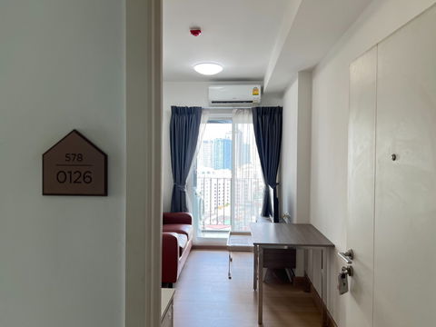 Chapter one Eco  Huaikwang 1bed 30sqm High floor Newly renovation 13,000 Available Now