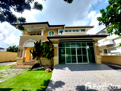 Houses for sale Thanon Chaloem Phra Kiat Ratchakan Thi 9 : 5BR Townhouse at Nantawan Suan Luang Rama 9 1922098