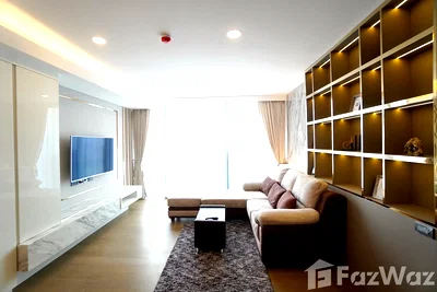 Condos for rent : 2 Bedroom Condo for rent at Siamese Exclusive Queens 5760005