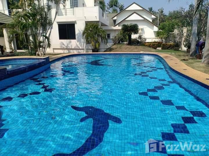 picture Buy a Spacious 200 SqM Villa: ฿7,800,000 ($39,000/SqM)! 1112190 - 2/15