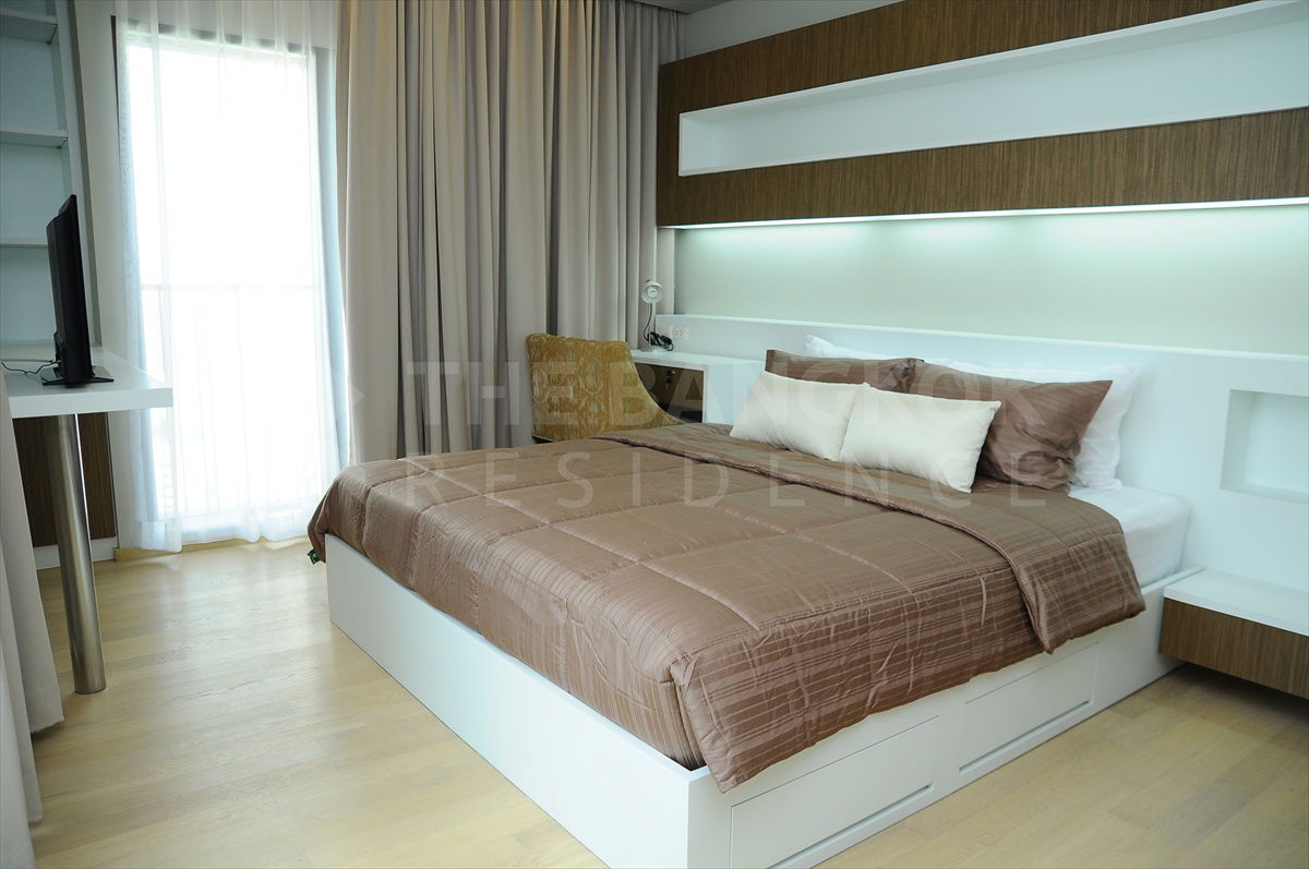 picture ✨✨Noble Refine Luxury Condo at Special Price near BTS Phrom Phong - 8/11