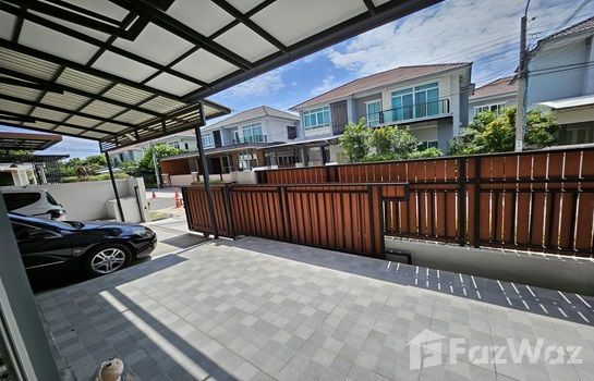 picture 3 Bedroom House for sale at Bangkok Boulevard Rama 9 Srinakarin  1720836 - 1/11
