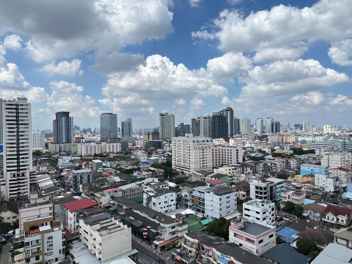 picture Chapter one Eco  Huaikwang 1bed 30sqm High floor Newly renovation 13,000 Available Now - 10/10