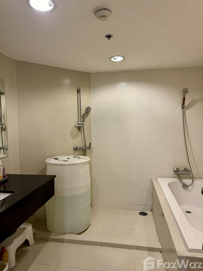 picture 2 Bedroom Condo for sale at Belle Grand Rama 9  1853846 - 6/9