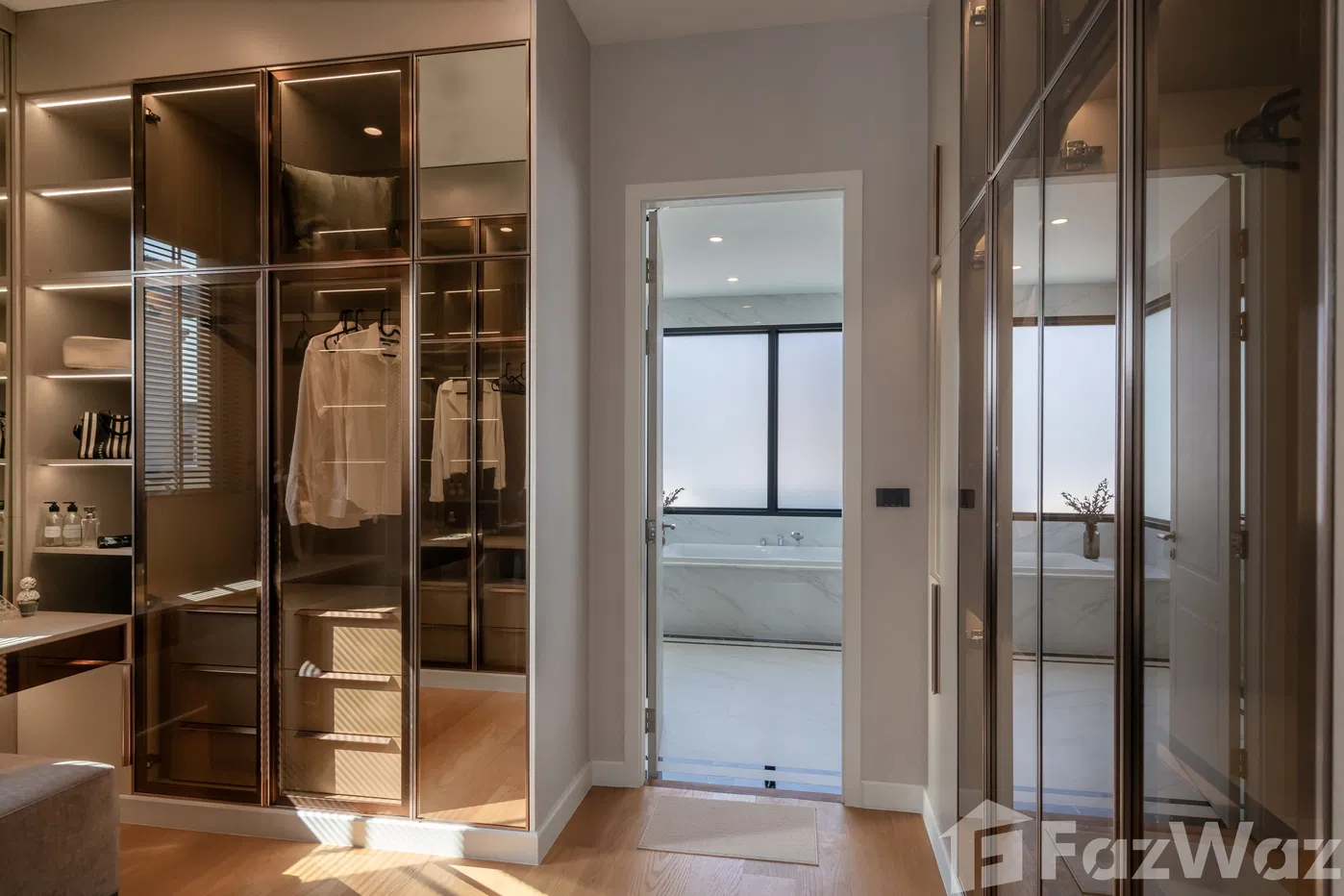 picture 5 Bedroom House for sale at CINQ ROYAL Krungthep Kreetha  5767972 - 16/23