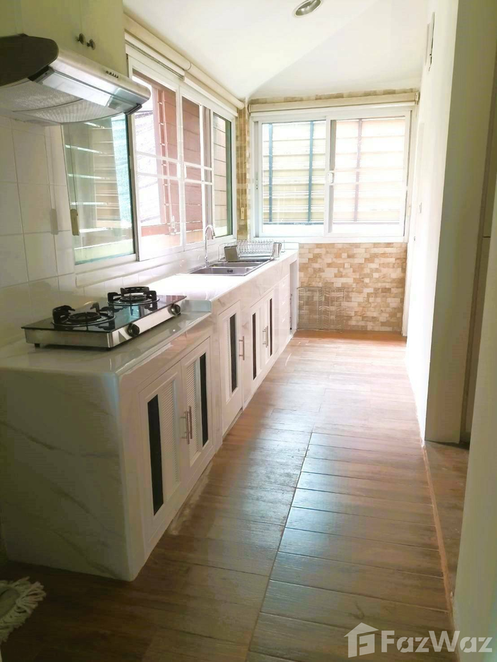 picture 5BR Townhouse at Nantawan Suan Luang Rama 9 1922098 - 11/20