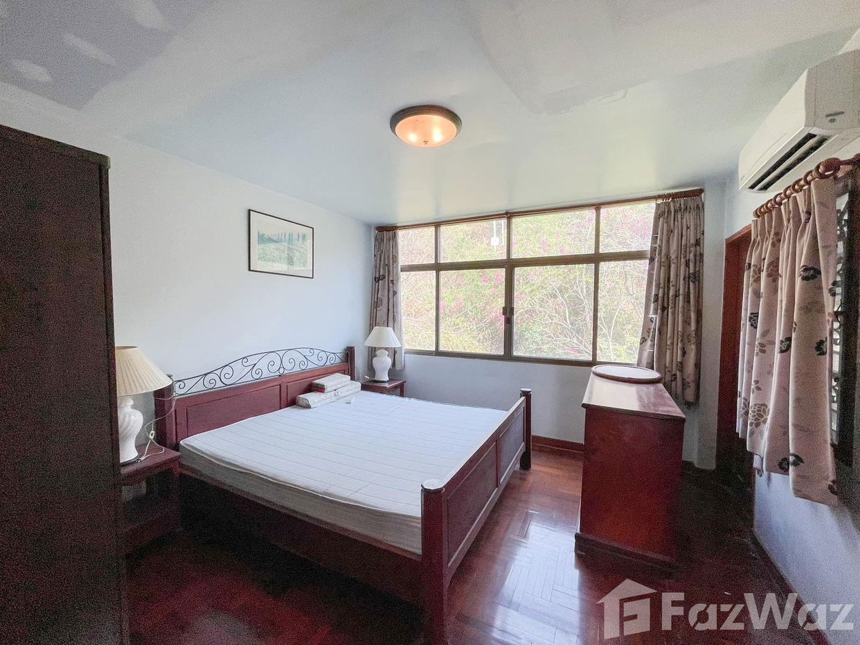 picture 5 Bedroom Villa for sale in Bang Lamung, Chon Buri  1962657 - 3/6