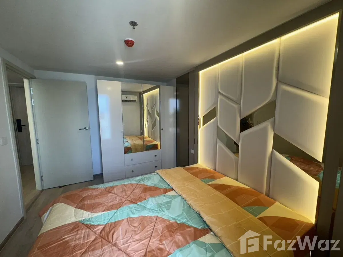 picture 2Bed 1 Bath Duplex Condo on 33rd floor at the Heart of BKK 5344259 - 8/13
