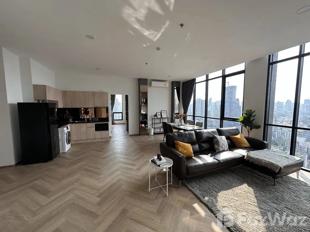 picture 3 bed 3 bath 1881070 - 1/5