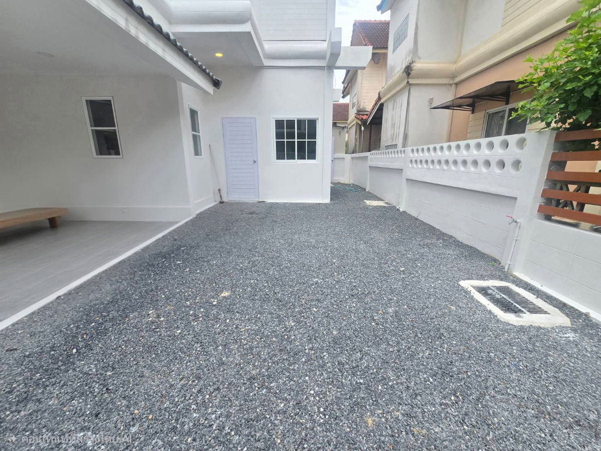 รูป บ้านเดี่ยวหลังใหญ่ กำลังรีโนเวทใหม่ กว้าง ราคาคุ้ม หมู่บ้าน ฮาร์โมนี่วิลล์ ถนนสุขาภิบาล5 ซอย80 แขวงออเงิน เขตสายไหม - รูปที่ 5/49