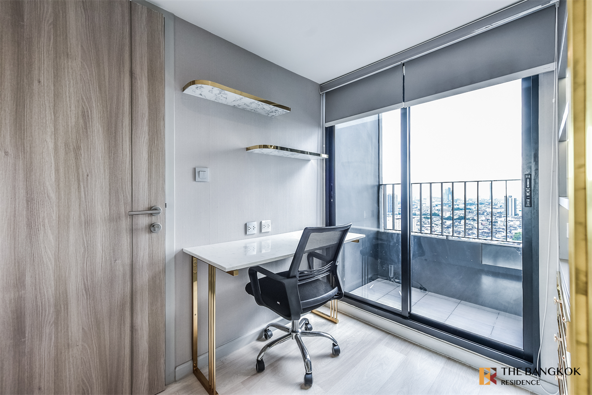 picture KnightsBridge Prime Sathorn  Room available, great price - 9/10