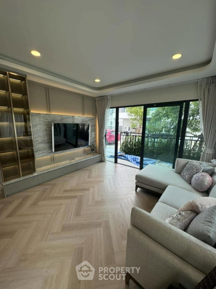 รูป บ้าน 4-ห้องนอน ที่ เซนโทร บางนา ใน บางแก้ว (ID 1568710) - รูปที่ 3/21