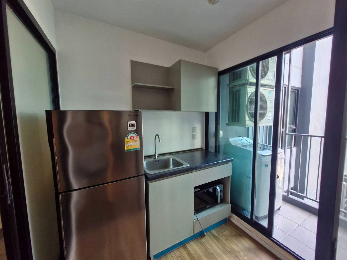 picture There is a washing machine, Building D, 4th floor, not noisy, December, size 25 sq m. - 8/18