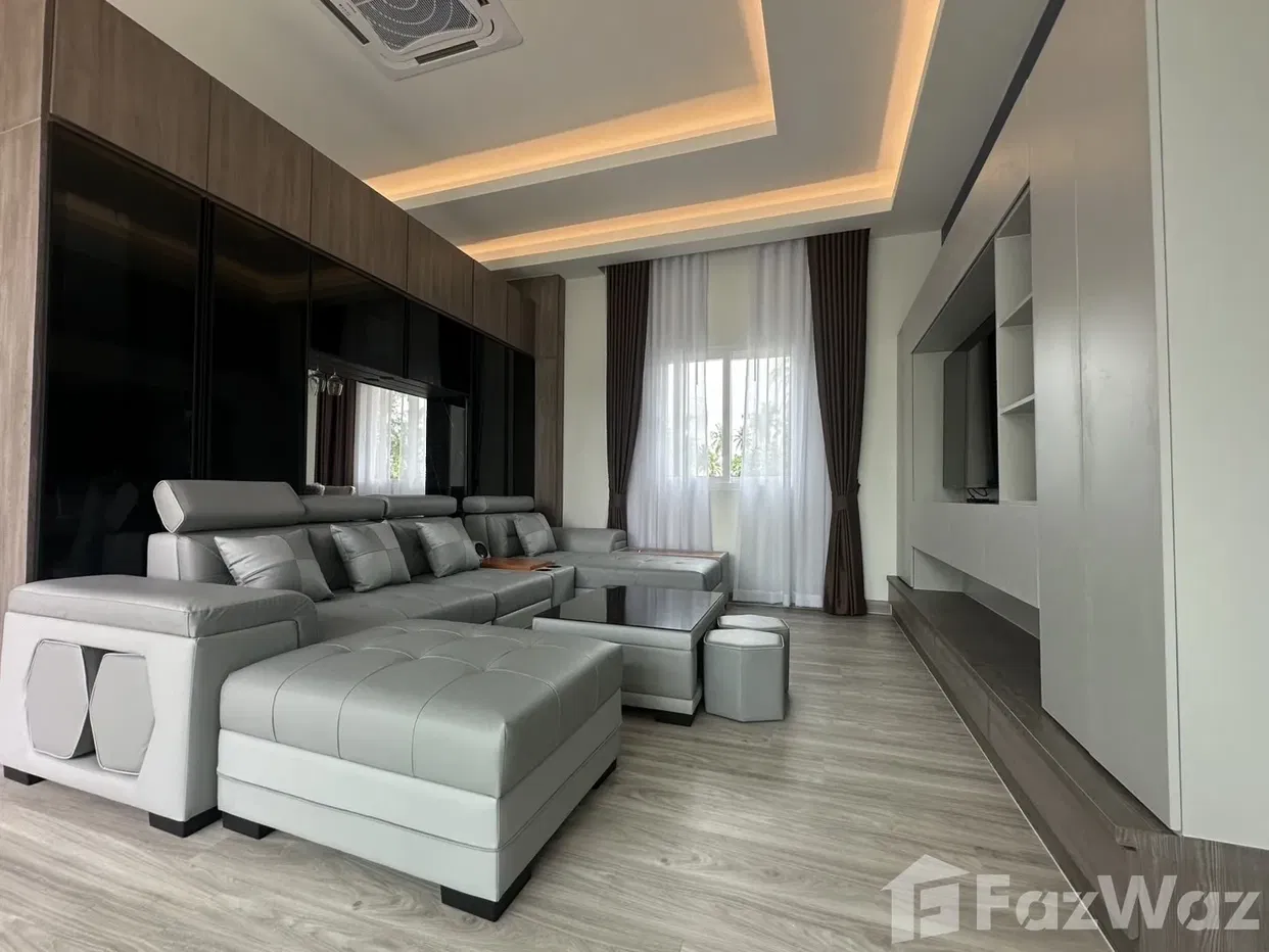 picture 4:bed 4 bathroom 5753762 - 3/13