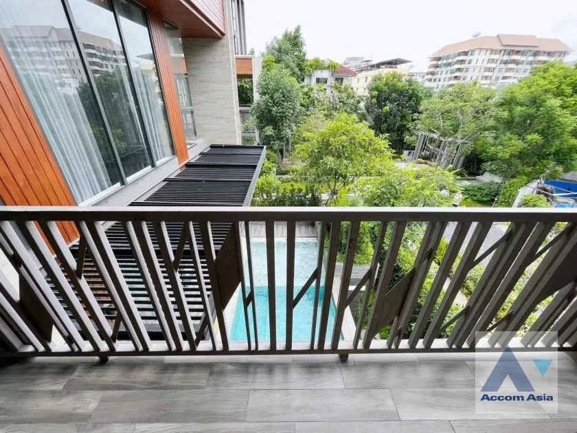 รูป 🔼🔽 AccomA 📩 Elegant condo with classical interiors and balcony view (AA35551) - รูปที่ 13/15