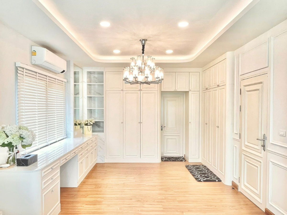 รูป 🔴 ให้เช่าบ้านหรู Centro Bangna เฟส 1 5 ห้องนอน (รวมแม่บ้าน) 6 ห้องน้ำ บ้านเดี่ยวแต่งสวยสไตล์ Modern Luxury - รูปที่ 12/20