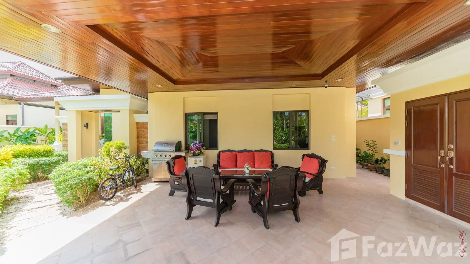 House 5732943 - image 4