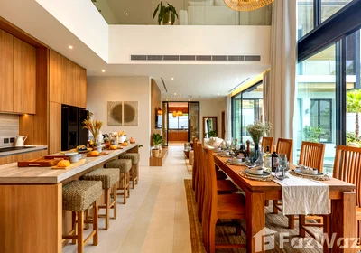 Houses for sale Pa Lai Landing Pier Phuket : 5 Bedroom Villa for sale at Mouana Grande Chalong Bay  5754913