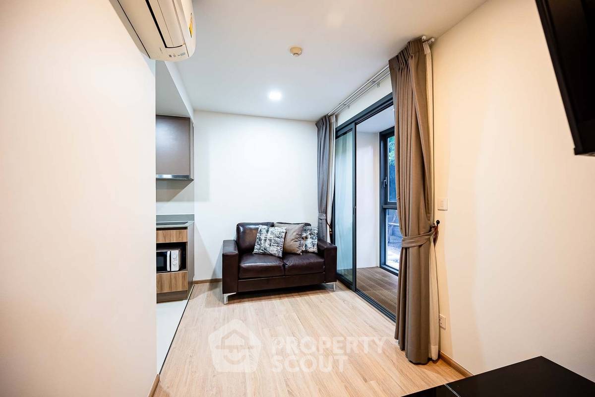picture 1-BR Condo at Taka Haus Ekamai 12 near BTS Ekkamai (ID 1335247) - 6/16