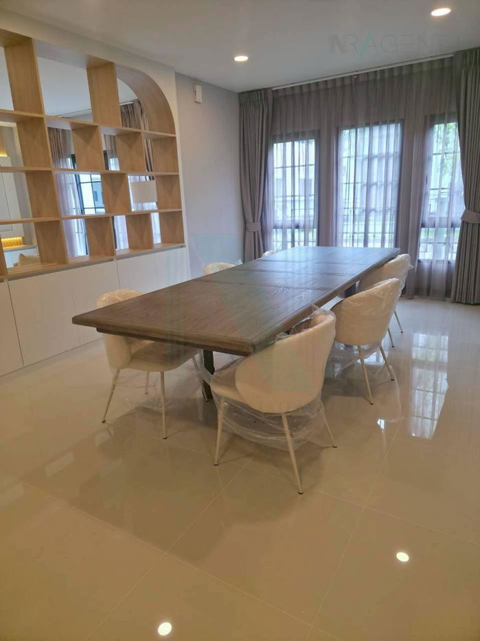 รูป 📌 ให้เช่าบ้านเดี่ยว 2 ชั้น เซนโทร บางนา 4 ห้องนอน 5 ห้องน้ำ - รูปที่ 3/8