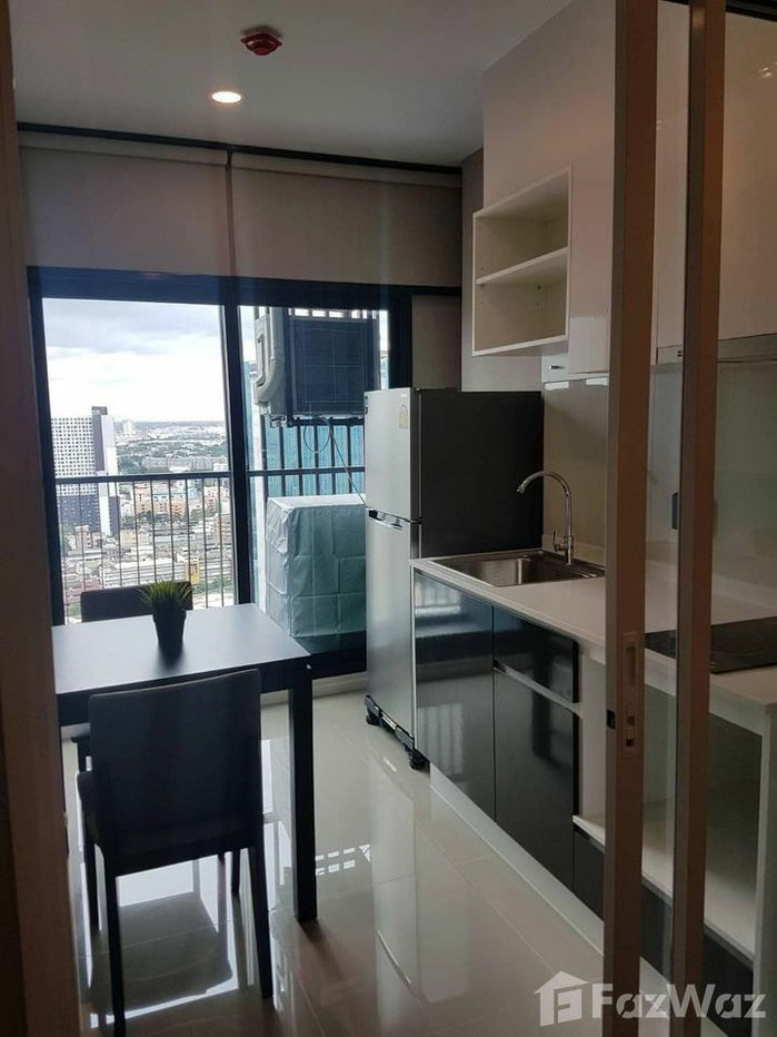 picture Escape City Life & Own this Exquisite Residence in Suan Luang 1101128 - 4/8