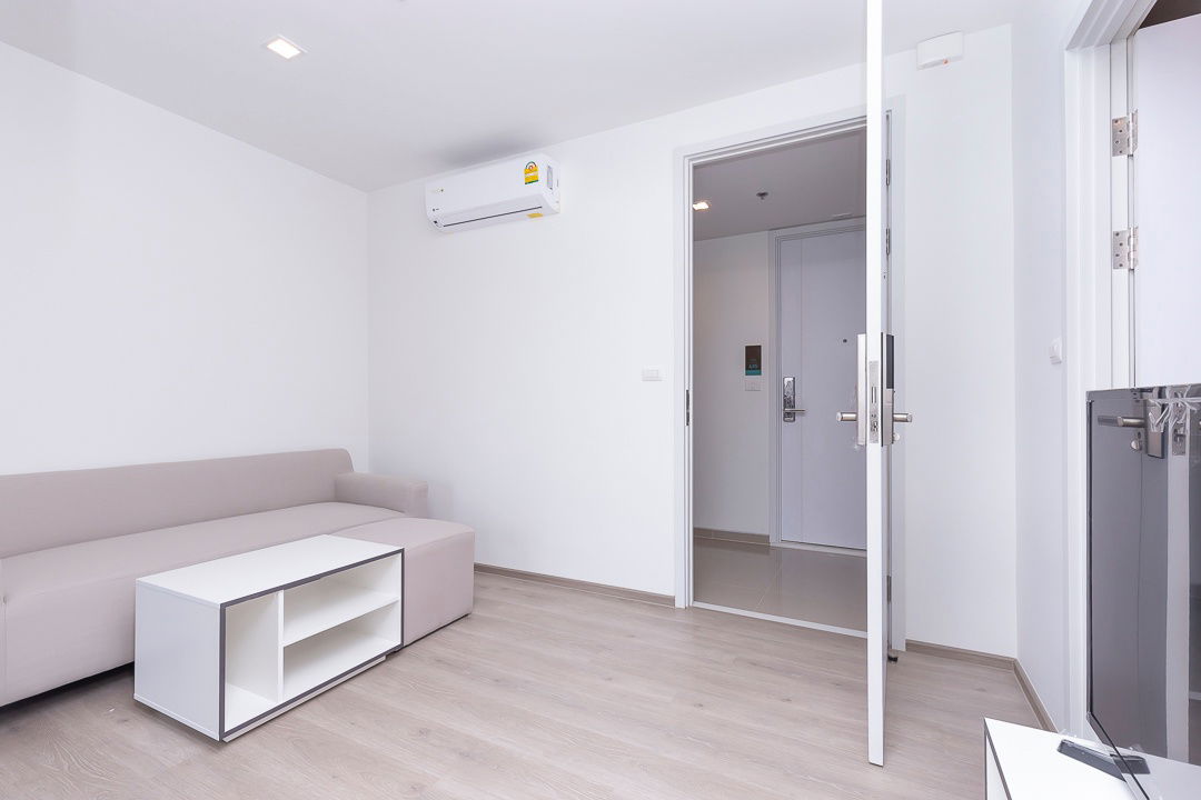 picture For Rent✨The Base Phetkasem ✨ Fully furniture , ready to move in //Ask more info LineID:@thirdproperty - 4/13