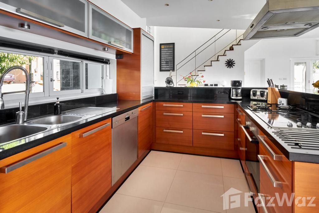 รูป วิลล่าให้เช่า 5 ห้องนอน ใน กะรน, ภูเก็ต 71539 - รูปที่ 28/42