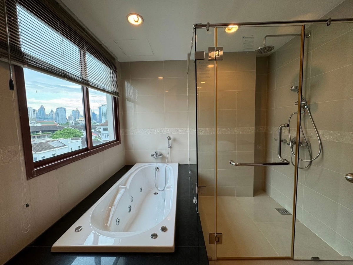 picture Condo For Rent The Crest Ruamrudee - 10/11