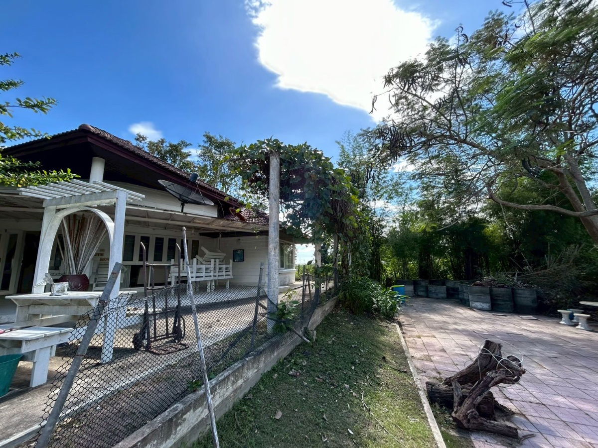 รูป พัทยาคันทรี่คลับ โฮม แอนด์ เรสซิเด้นซ์ บ้านสวยบนทำเลคุณภาพ บรรยากาศอบอุ่น สงบ เงียบ เป็นส่วนตัว   - รูปที่ 18/22