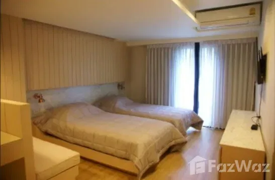 picture 2 Bedroom Condo for rent at La Maison Ruamrudee 1067468 - 3/6