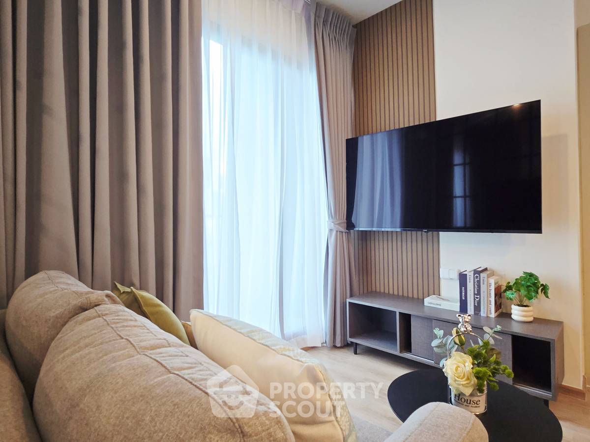 picture 2-BR Condo at Nue District R9 near MRT Phra Ram 9 (ID 2300992) - 3/13