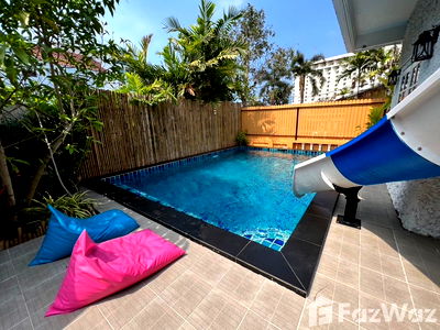 Houses for sale Nong Prue, Chonburi : 10 Bedroom Villa for sale in Nong Prue, Chon Buri  1910482