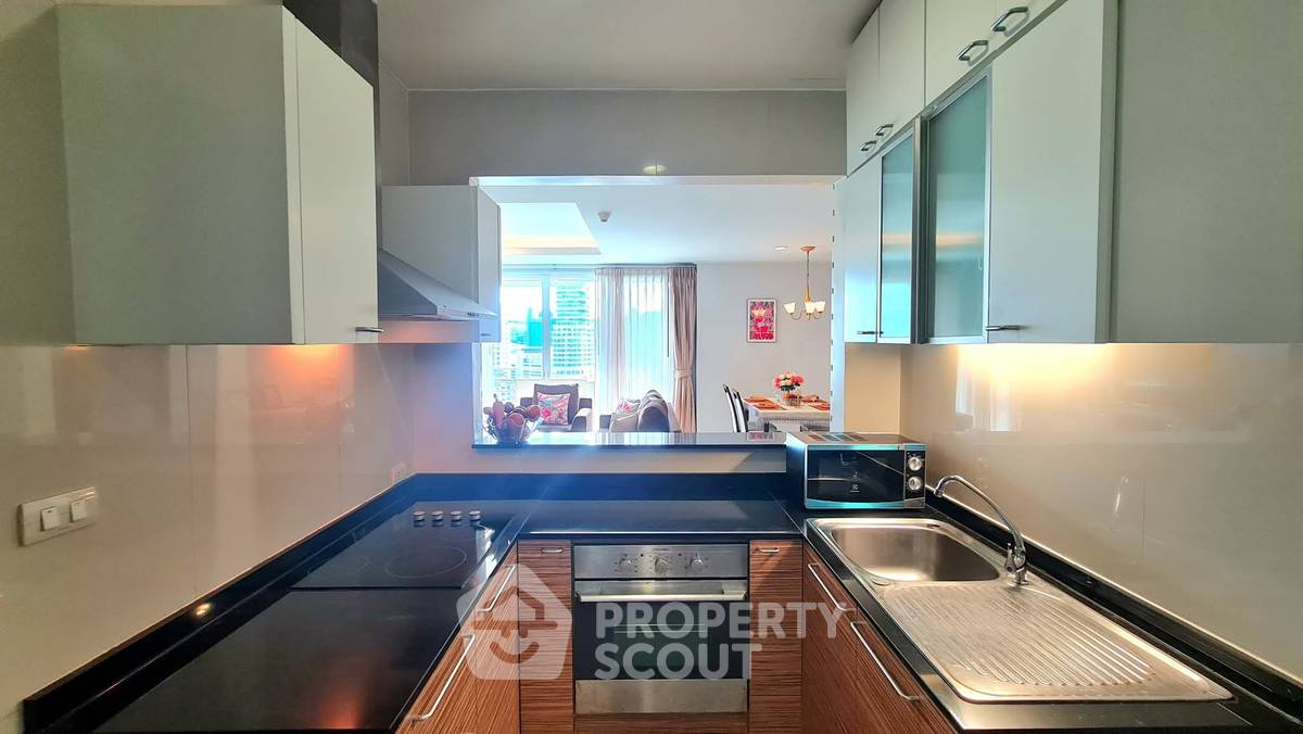 picture 2-BR Condo at Piyathip Place near BTS Phrom Phong (ID 2356257) - 7/10