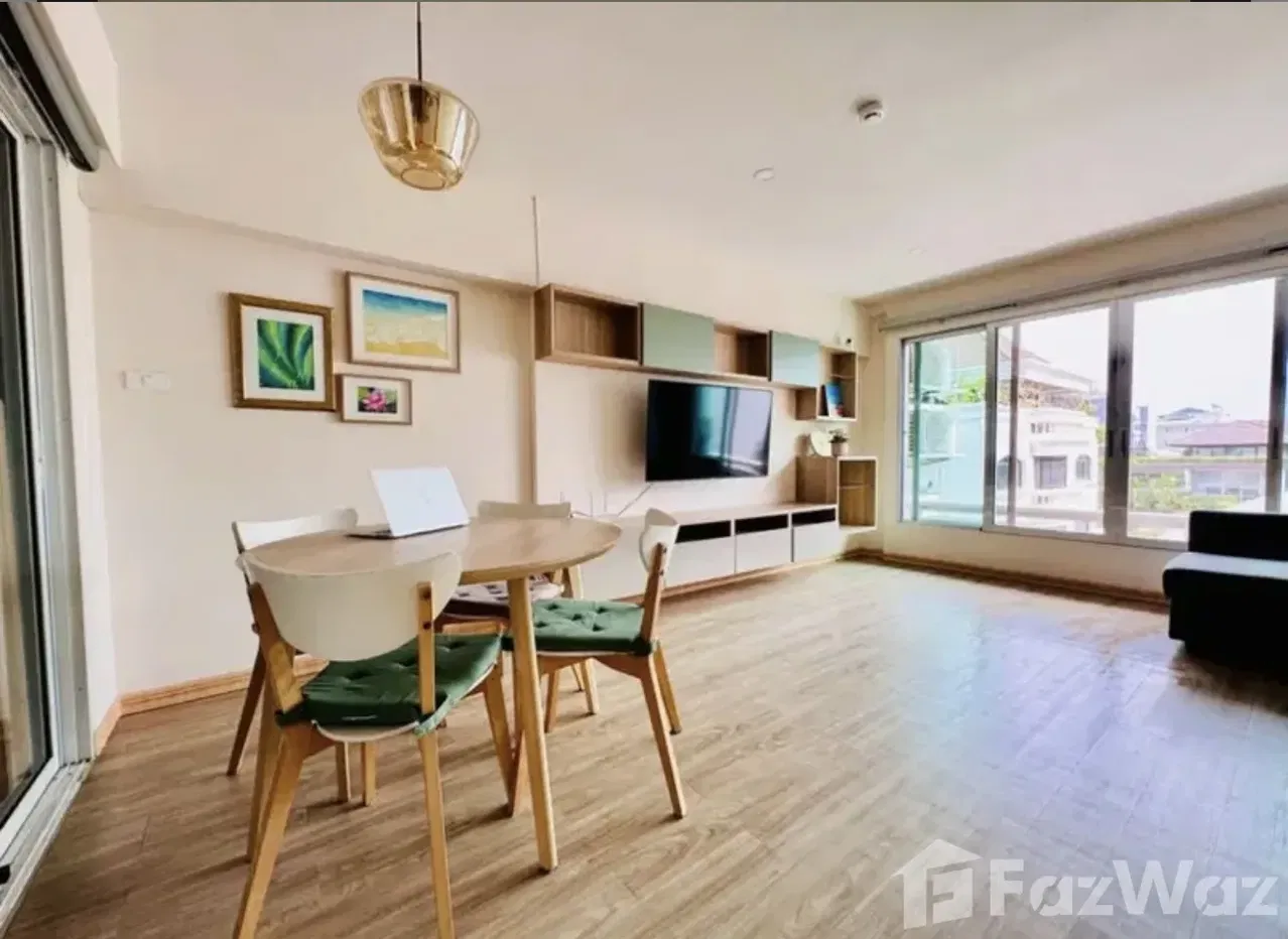 picture 2 bedroom condo for rent at Navin Court 5354982 - 3/5