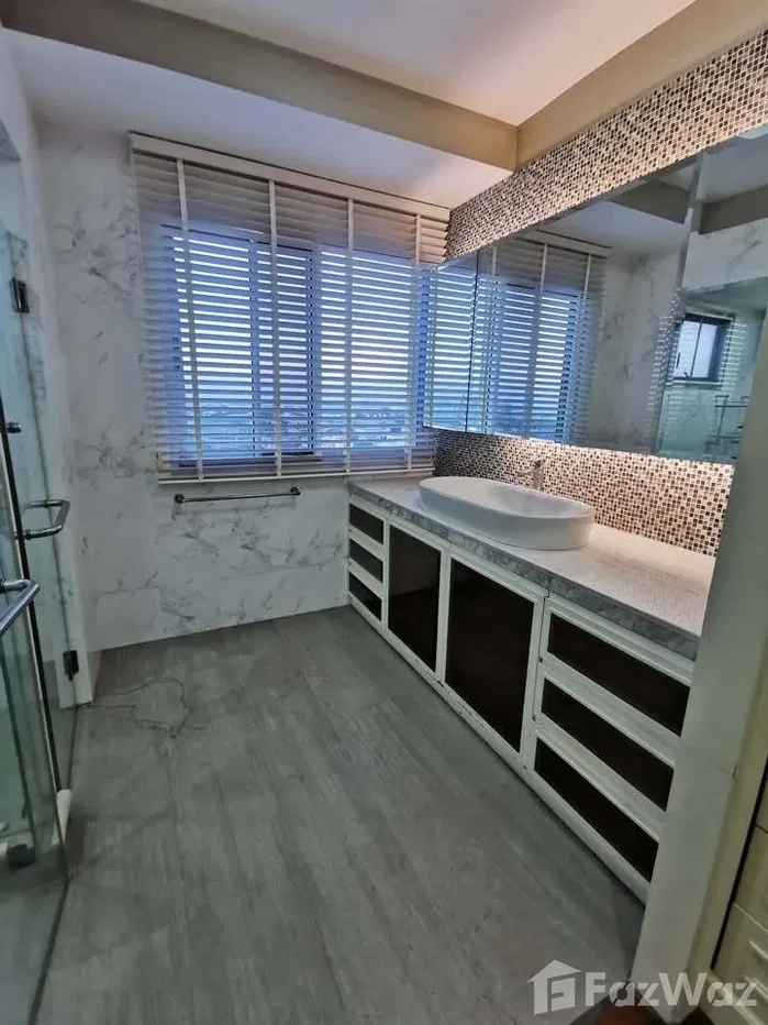 picture 2 Bedroom condo for sale at Supalai Park Ekkamai-Thonglor 1988941 - 13/15