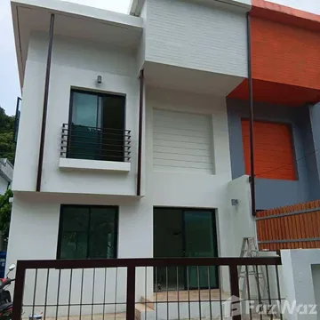ขาย ทาวน์เฮ้าส์ 3 ห้องนอน ใน ป่าตอง, ภูเก็ต 5743826