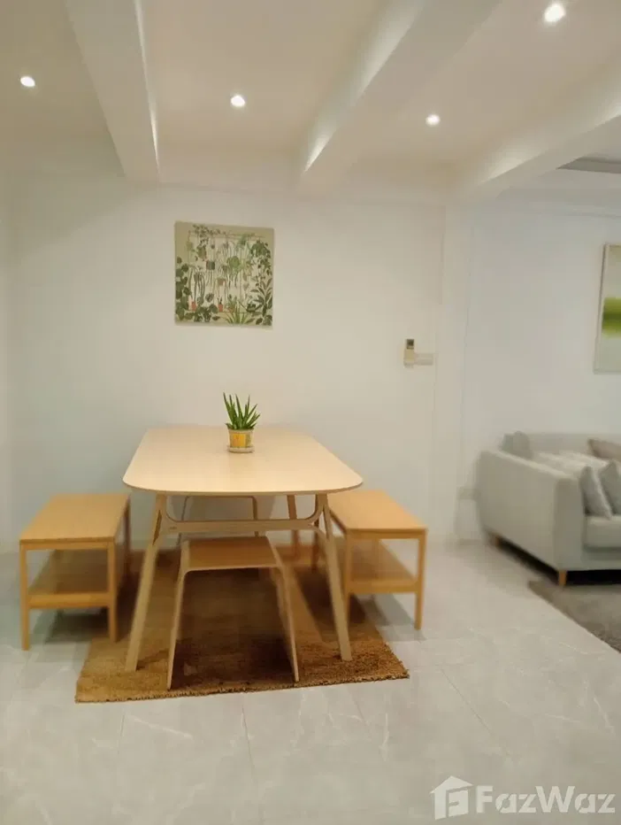 picture 3 Bedroom Townhouse for rent in Khlong Tan Nuea, Bangkok  5625034 - 11/12