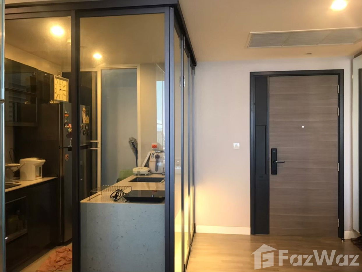 picture 2 Bedroom Condo for sale at The Room Sathorn-TanonPun  1393410 - 9/25