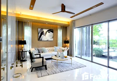 Houses for sale Bangkok : 4 Bedroom House for sale at Perfect Masterpiece Rama 9 - Krungthep Kreetha  1172842